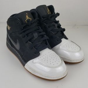 Nike Air Jordan 1 Mid Split Youth Size 6Y